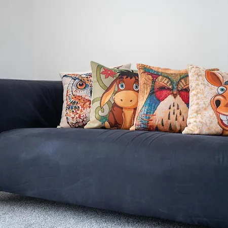 52 Furnival Road, Penzion 4*
