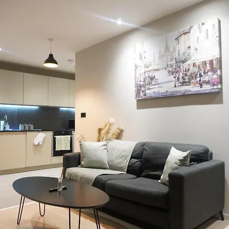 Modern Two Bedroom With Balcony In Apartment *