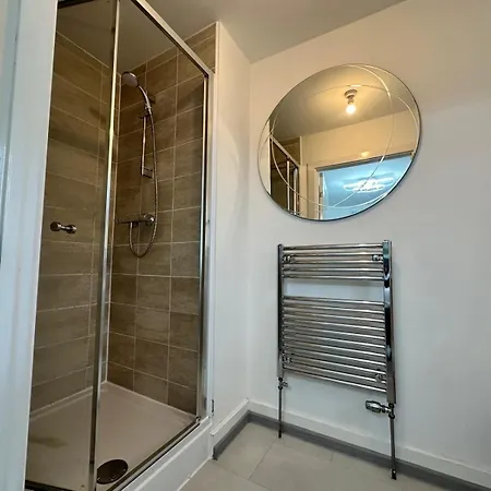 Merit Luxury Homes Μάντσεστερ