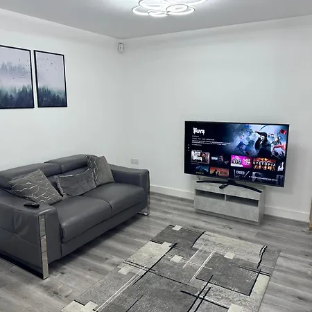 Σπίτι διακοπών Merit Luxury Homes