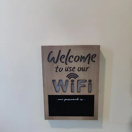 شقة Free Private Parking - City Centre 2 Bedroom Ensuite Near Shopping & Financial Centre, Victoria Station & Ao