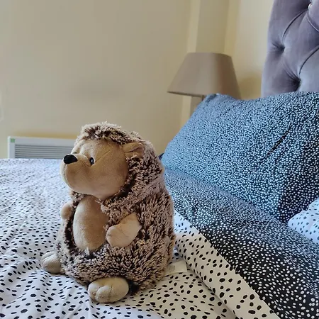 Free Private Parking - City Centre 2 Bedroom Ensuite Near Shopping & Financial Centre, Victoria Station & Ao Appartement