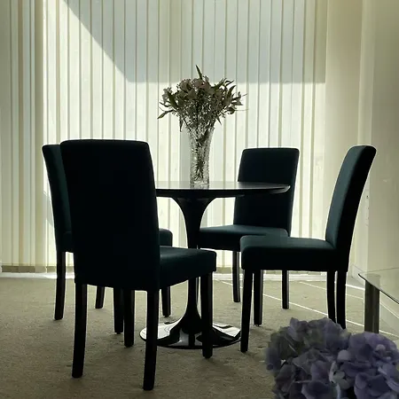 Free Private Parking - City Centre 2 Bedroom Ensuite Near Shopping & Financial Centre, Victoria Station & Ao مانشستر