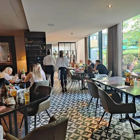 Free Private Parking - City Centre 2 Bedroom Ensuite Near Shopping & Financial Centre, Victoria Station & Ao Μάντσεστερ