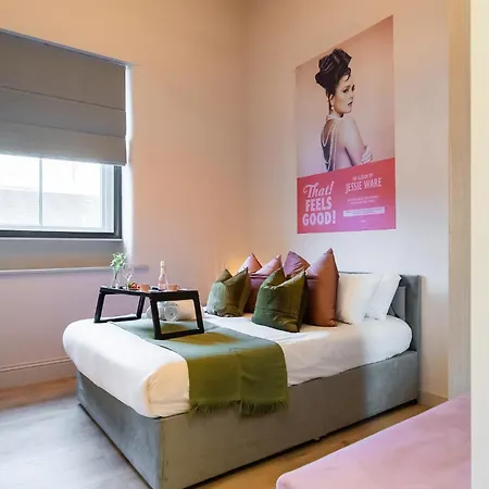 Livestay 3-bed Loft In The Heart Of Манчестер