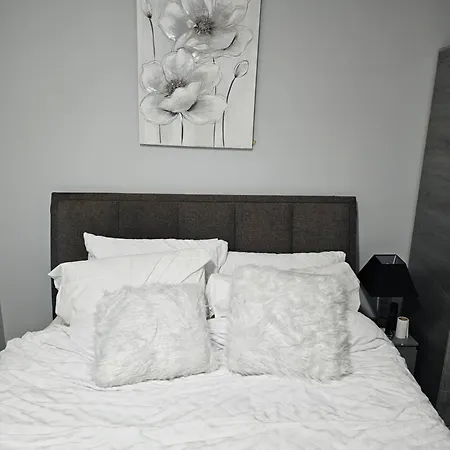 Worem House-2 For 1 Guest house *