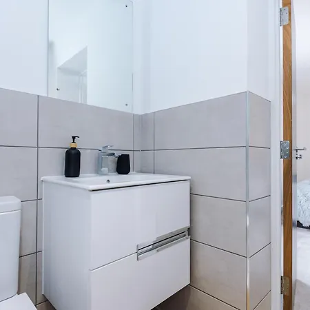 30 Percent Offer On Monthly Near Old Trafford Sleeps 5 Apartamento *