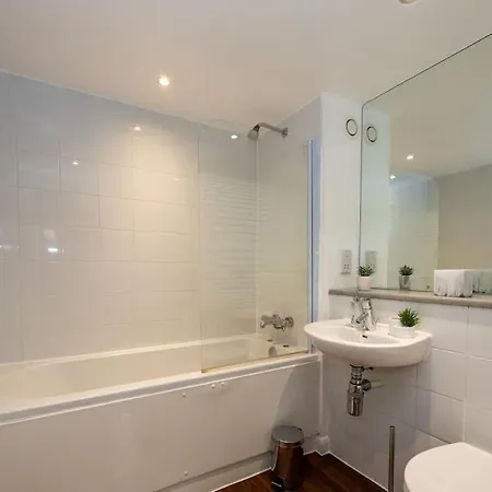 Apartment Stylish Apartment, Northern Quarter, Perfect For Groups Long Term Disc Manchester