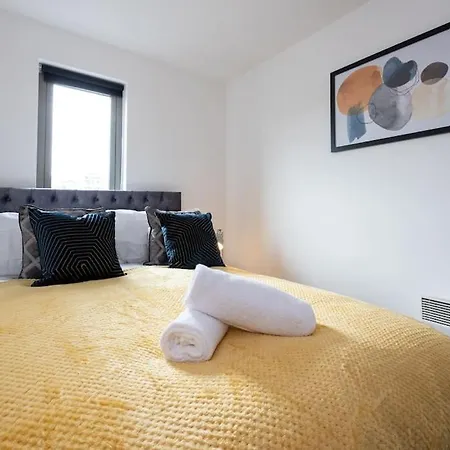 Stylish Apartment, Northern Quarter, Perfect For Groups Long Term Disc Apartment