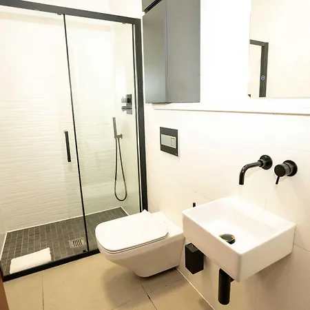 Luxury Townhouse 4br I Roof Terrace I Free Parking * Manchester