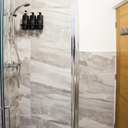 Nyaraló Entire Luxury In Old Trafford, Next To Mufc *