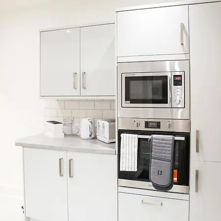 Entire Luxury In Old Trafford, Next To Mufc Manchester