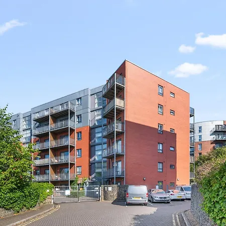 Modern Spacious 2bedroom Great! Location By Etihad Mancity Stadium& Coop Live Arena 아파트 맨체스터