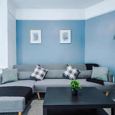 Property With Parking - Close To City Centre By Hass Haus مانشستر