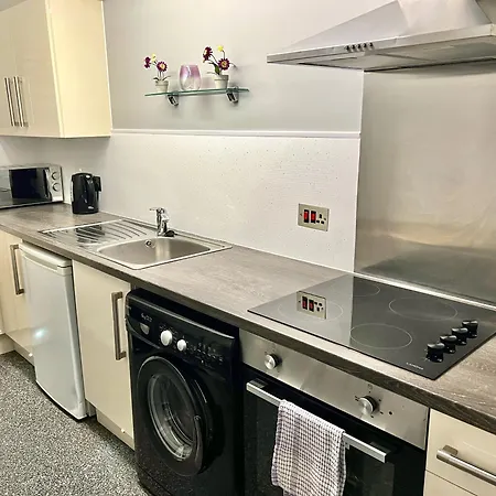 Bnbee - - Gorgeous 1 Bedroom Apartment! Apartment *