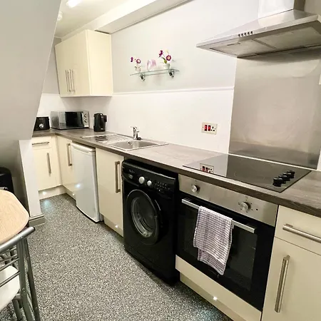 Apartment Bnbee - - Gorgeous 1 Bedroom Apartment! *