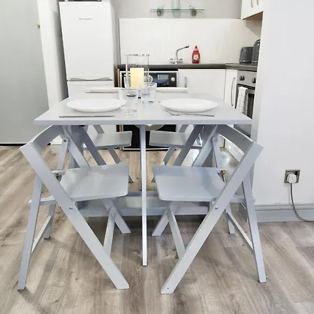 Bnbee - - Spacious Studio