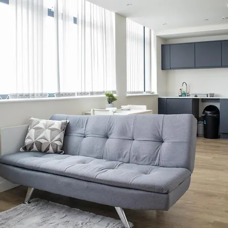 アパート Lavish Living Huge Long Term Savings For Contractors Relocators Profressionals マンチェスター