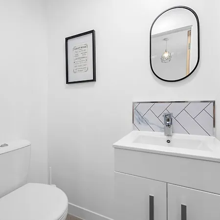 Morden En-suite - Close Cente & Etihad Stadium * Manchester