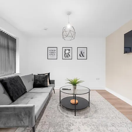 Morden En-suite - Close Cente & Etihad Stadium