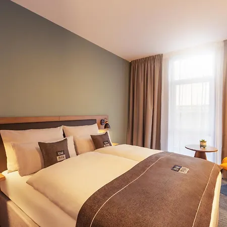 - The Niu, Loom North By Ihg Hotel