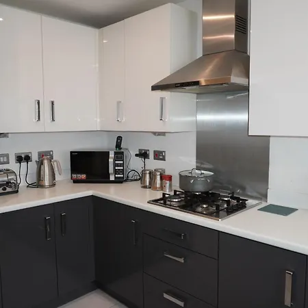 Séjour chez l'habitant Luxury - Pick A - Free Parking & Kitchen Access, Near Etihad Stadium, The Coop Live & Piccadilly Station,