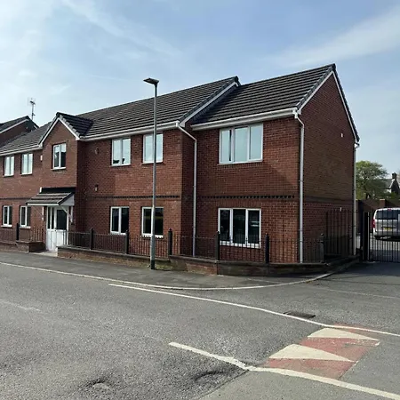 Modern, Sleeps 10, Parking, Etihad, Coop Live, River Park, Manchester
