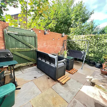 King Tv-bed En-suite Mediacity, Mufc, Salford *