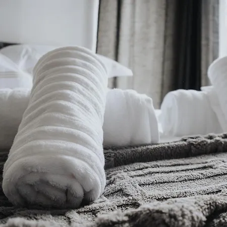 Διαμέρισμα Vibrant & Spacious 3br House, Near & Salford Quays, Free Parking Μάντσεστερ