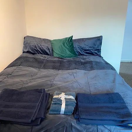 Apartment 2 Bedroom 2 Bathroom Centre