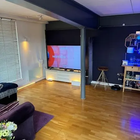 Ancoats Penthouse With Hot Tub In Ancoats, United Kingdom * Manchester