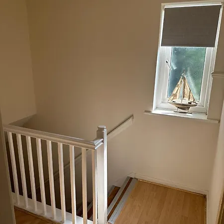 3 Bedroom Close To Stadium And Coop Live *