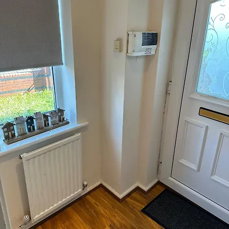 3 Bedroom Close To Stadium And Coop Live Apartment Manchester