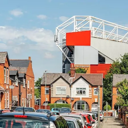Prázdninový dům 2 - Stretford End