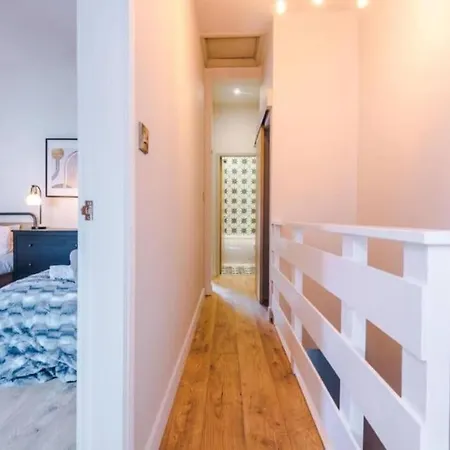 Industrial Design 4 Bed House Manchester