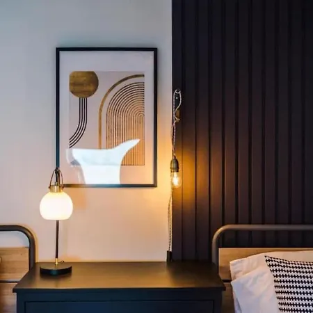 Industrial Design 4 Bed House Holiday home