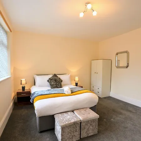 Hébergement de vacances Pass The Keys Free Parking House Close To Shops Restaurants *