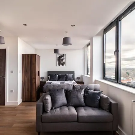 Stayzeni, Alexandra Rise * Manchester