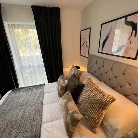 Stunning Centre From + Free Parking Manchester