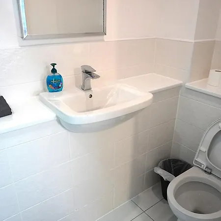 Holiday home Rylance Luxury House - Free Parking