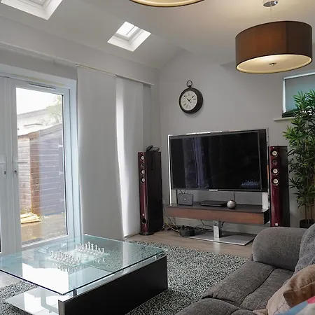 Holiday home Rylance Luxury House - Free Parking *