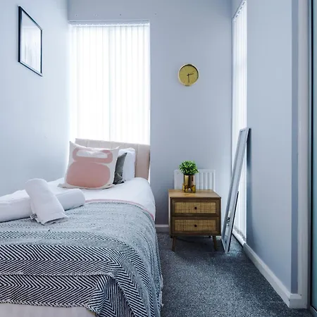 Holiday home Luxury Coop Live & Etihad With Free Parking