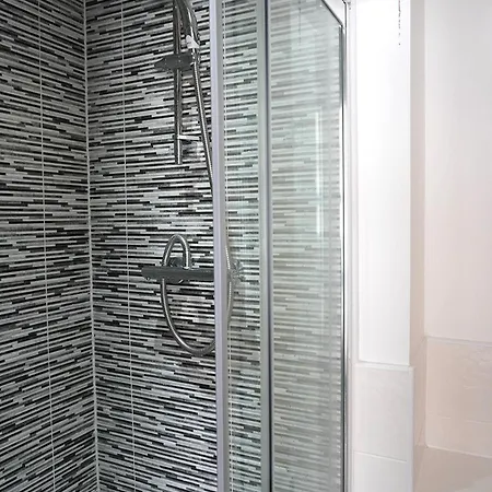 Homestay szállás Luxury - Pick A - Free Parking & Kitchen Access, Near Etihad Stadium, The Coop Live & Piccadilly Station,
