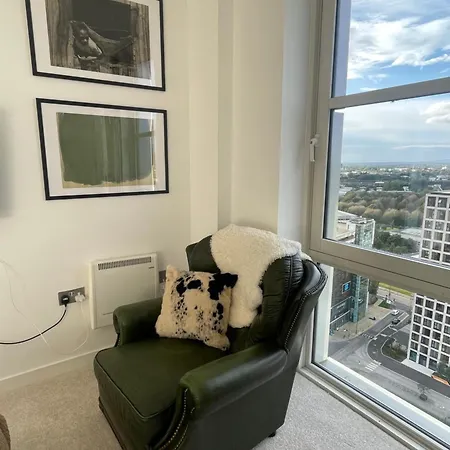 Lägenhet Entire Highrise Hideaway