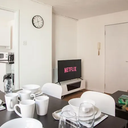 Centre Perfect Location