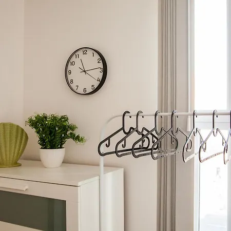 Centre Perfect Location *