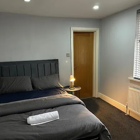 Budget With Private Bathroom בית אירוח מנצ'סטר