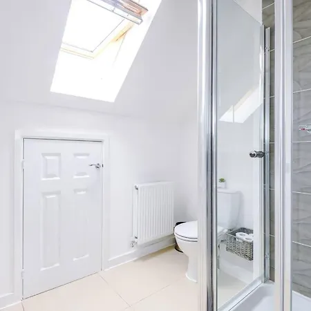 Σπίτι διακοπών Spacious 4-bed