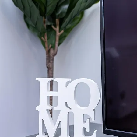 アパート 1 Bedroom In Chorlton *