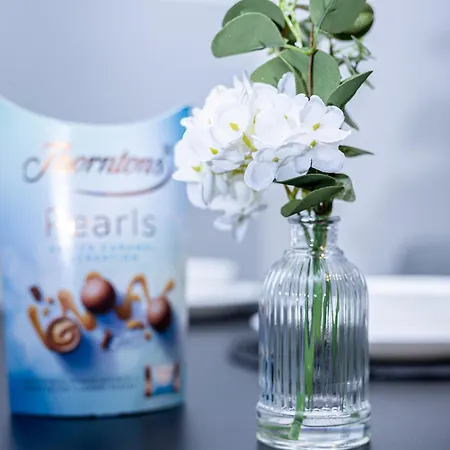 アパート 1 Bedroom In Chorlton *